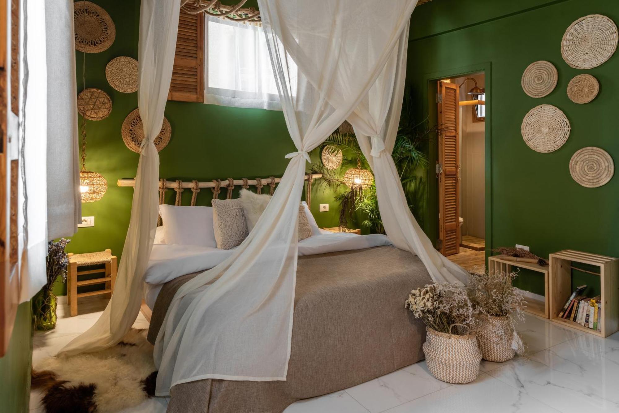Biophilia Luxury Lofts Apartment Beirut Room photo