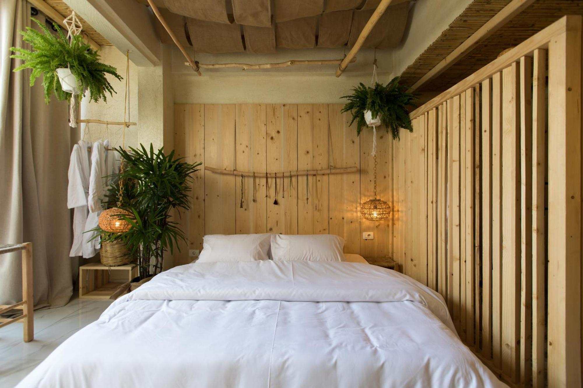 Biophilia Luxury Lofts Apartment Beirut Room photo